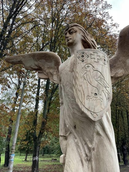 Завершився I Міжнародний фестиваль дерев‘яної скульптури «Бурштин – мистецький 2022»